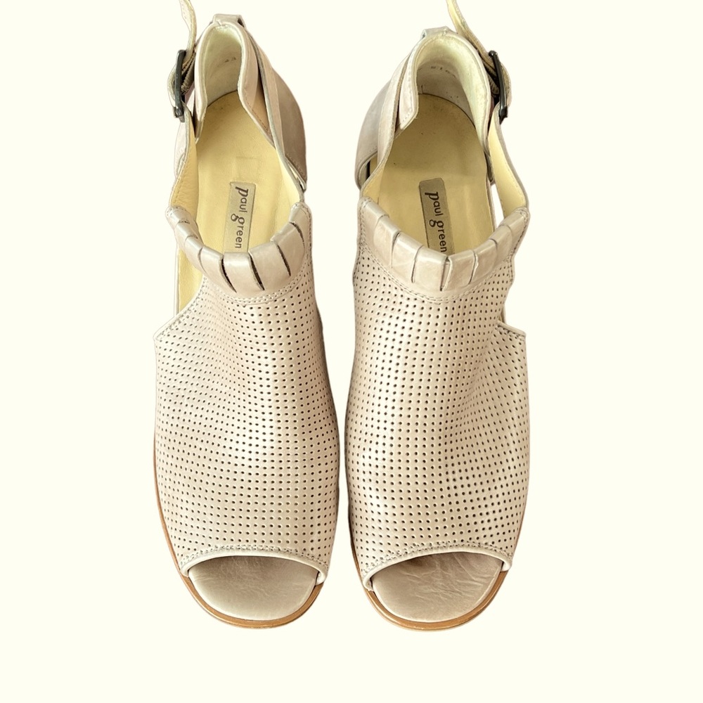 PAUL GREEN Cream Colleen Beige Leather Perforated Peep Toe Bootie Sandals Size 9